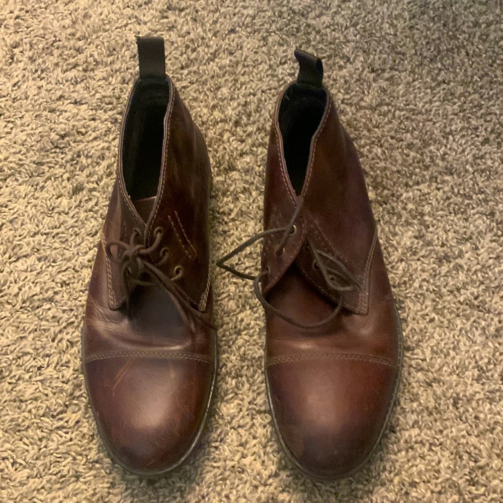 Desert Boots men’s collection by Clark’s size 8